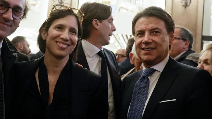 Meno armi, più welfare e stipendi da aumentare: l’opposizione in campo