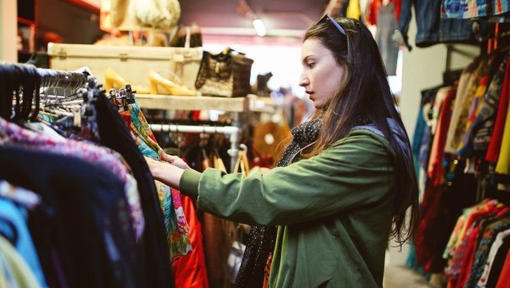 Moda di seconda mano, con la pandemia è boom anche in Italia