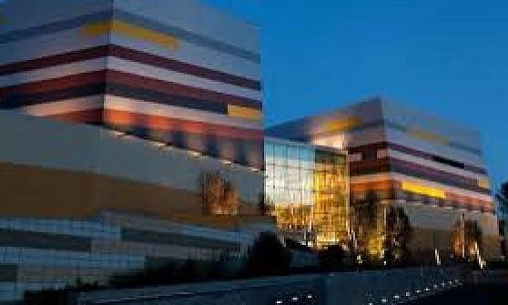 Ipercoop La Spezia, la sfida di Pasquetta: lavoratori in sciopero, ma il centro resta aperto