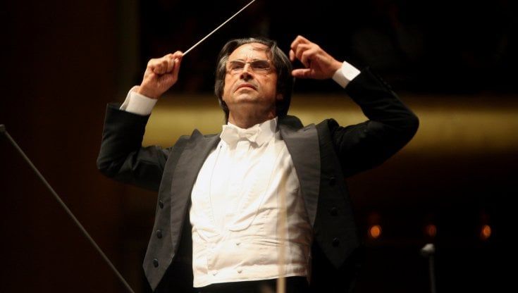 Concerto di Capodanno, Muti torna a Vienna. "Musica, ma soprattutto un messaggio di speranza e pace"