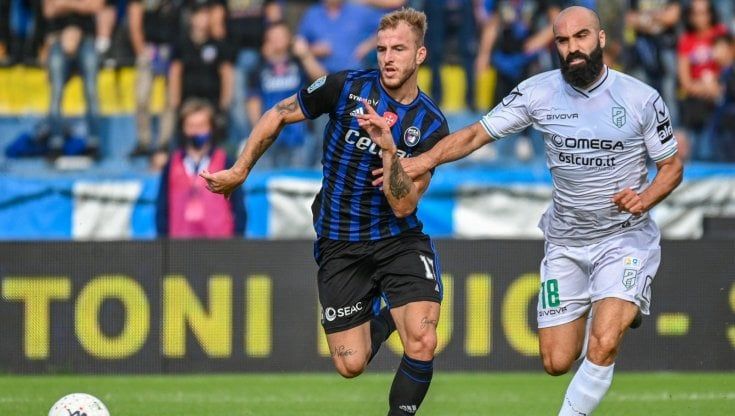 Serie B, Pisa beffato: il Pordenone riprende la capolista al 96'. Il Parma cade con la Reggina