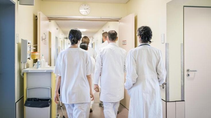 Incentivi ai medici per non prescrivere esami: è polemica sul caso a Modena