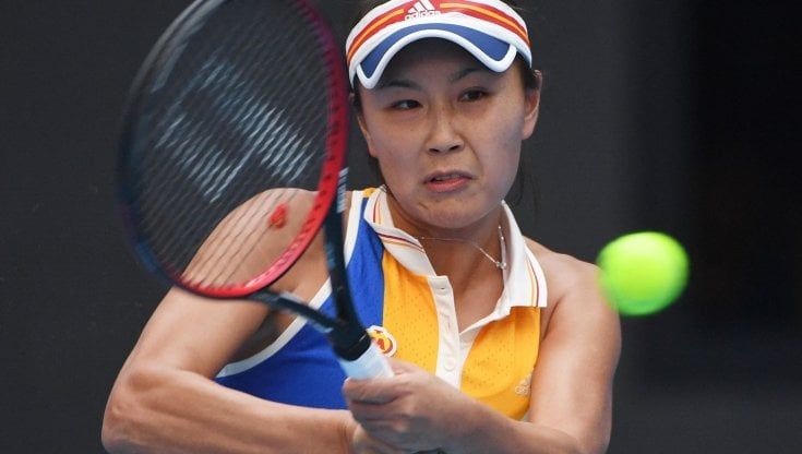 Cina, sparita Peng Shuai: la tennista ha accusato di stupro l'ex vicepremier