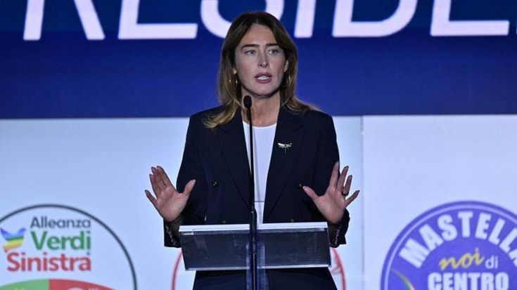 Boschi: “Sono senza pudore, cambiano la legge elettorale per tenersi palazzo Chigi”