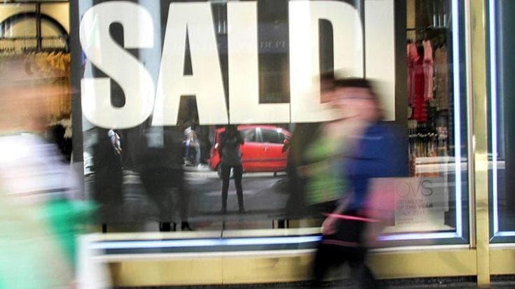 Saldi estivi, polemica sulle promozioni anticipate. Le date regione per regione