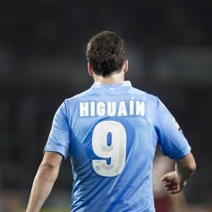 Da Higuain un tesoro per il Napoli, l'idea Bacca può sbloccare il Milan