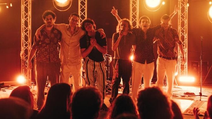 Dalla strada al primo disco, il senso della musica del fenomeno Patagarri