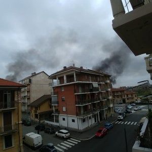 Torino: molotov contro il rifugio dei migranti, spunta l'ombra del razzismo