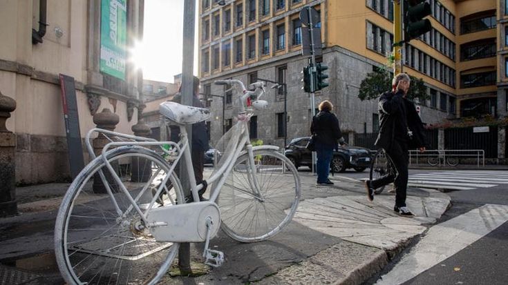 Sensori e Zone 30, ecco le mosse del Comune per vie più sicure a Milano per ciclisti e pedoni