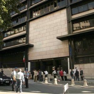 Trafficanti di droga scoperti in porto, il Pm chiede pene pesanti