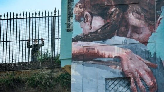 Coronavirus, in Campania più diffuso tra i 20enni che tra i 70enni