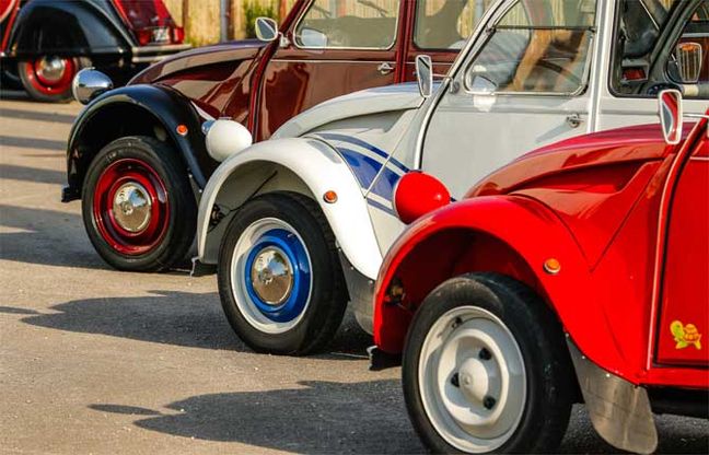 Che festa con “100 Citroën per 100 anni”