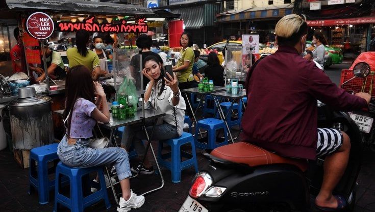 Thailandia, nei pacchetti vacanze c'è anche il vaccino anti-Covid