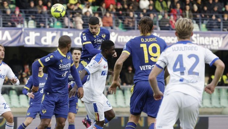 Verona-Lecce 2-0: Depaoli e Lazovic rilanciano l'Hellas nella corsa salvezza