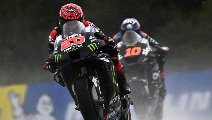 MotoGp, Gp di Stiria: Rossi ultimo, Aprilia davanti nelle libere