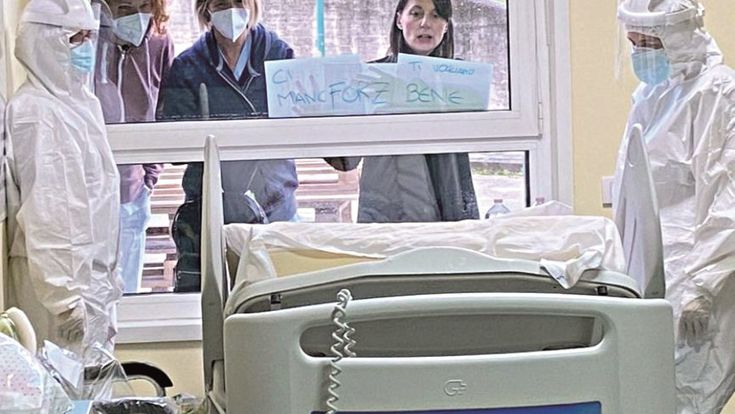 L’allarme del governo: “Dobbiamo convincere i medici a vaccinarsi”