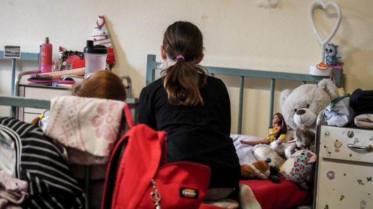 Kiev vuole il rimpatrio dei bambini ospiti in Italia. Gli affidatari: “No, è troppo pericoloso”.