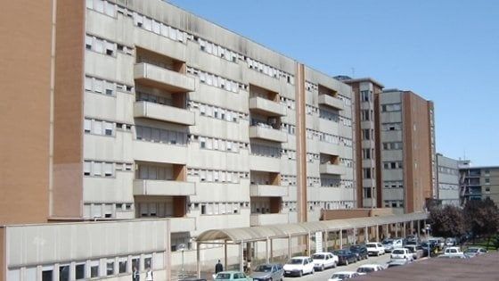Donna ferita da razzo a Capodanno, arrestato carabiniere