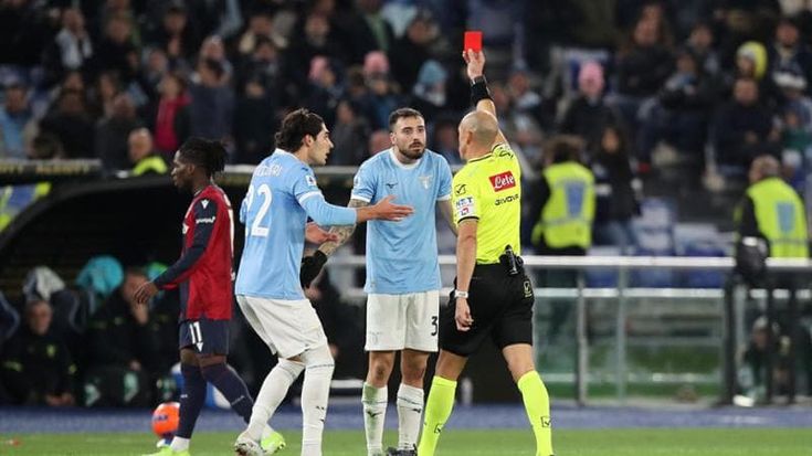 Lazio e Bologna, 1-1 con i rimpianti. Gila espulso per aver detto all’arbitro “sei veramente scarso”