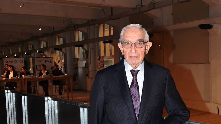 “C’è un veleno che intacca la democrazia. Bisogna tornare al dialogo”