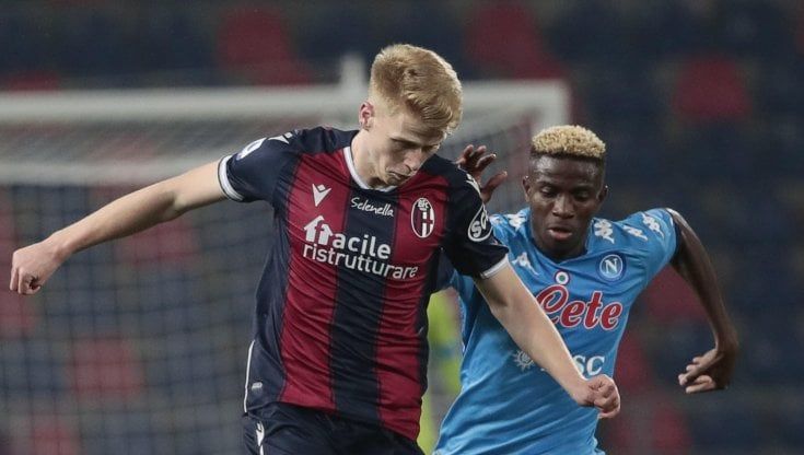 Napoli, l'emergenza ha presentato il conto: a Bologna tornano Mario Rui e Zielinski. E parte anche Osimhen