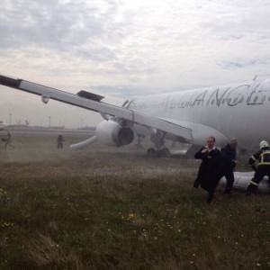 Istanbul, motore in fiamme: atterraggio d'emergenza per aereo decollato a Malpensa
