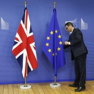 Brexit, ancora niente accordo. Tusk: "Ci sono progressi". May: "Dobbiamo negoziare"