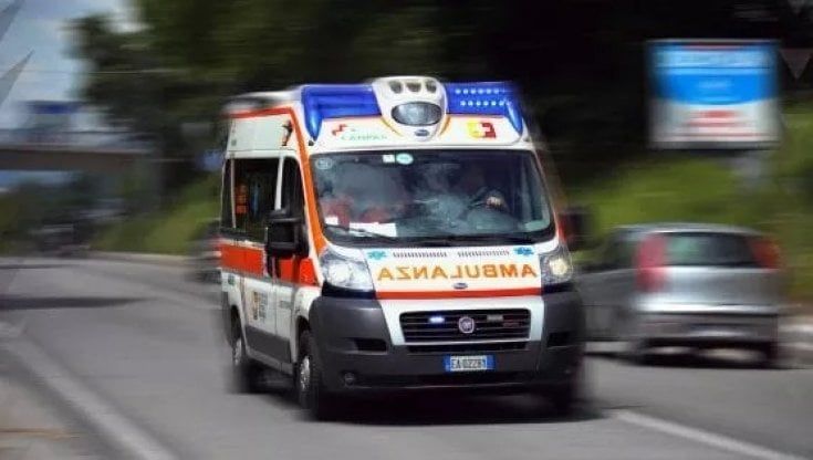 Rimini, donna travolta da un treno