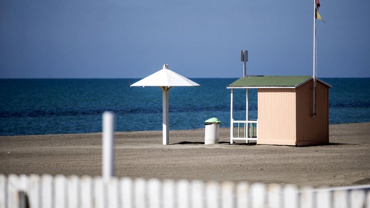  Una giornata immaginaria a Ostia, nel mare della mia nostalgia 