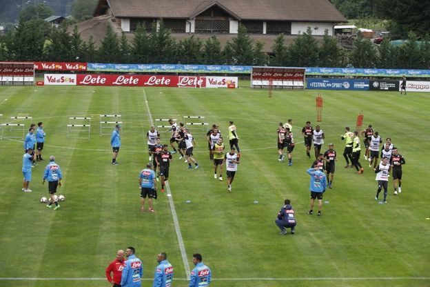 Dimaro, il primo allenamento del Napoli