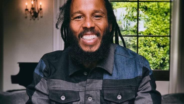 Bob Marley a tavola: i suoi 80 piatti preferiti in giro per il mondo. Il racconto del figlio Ziggy