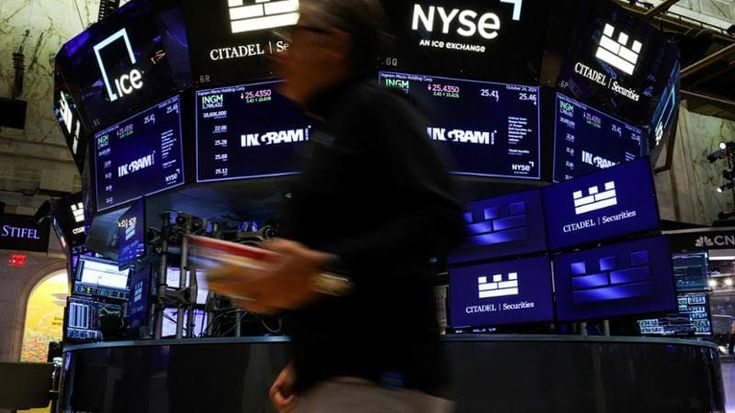 Le Borse di oggi, 25 ottobre. Auto sotto i riflettori, Europa poco mossa. Tokyo aspetta il voto
