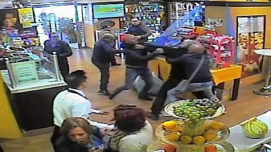Trent’anni agli assassini dello Zen, furono scoperti grazie a indagine figlio della vittima