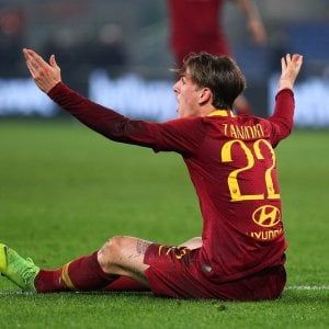 Roma, Zaniolo: "No paragoni con Totti, un sogno ripetere cammino suo e di De Rossi"