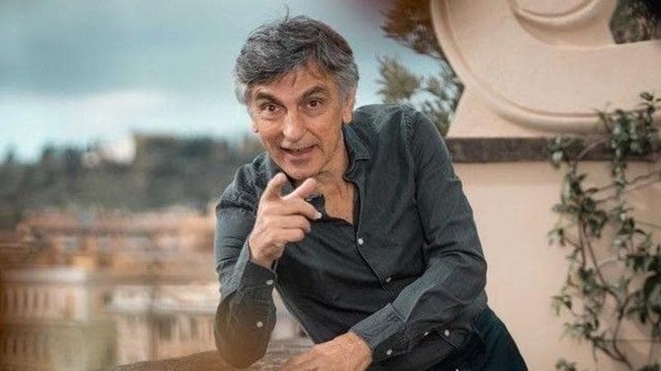 Vincenzo Salemme apre l’Arena di Sabaudia con “…e fuori nevica!”
