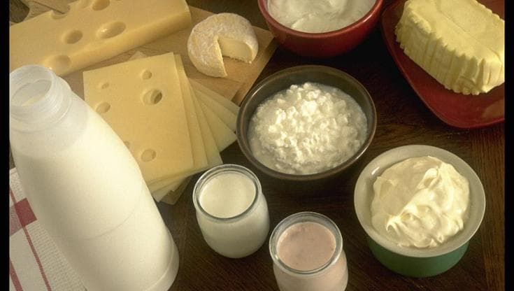 Latte e latticini interi non fanno ingrassare