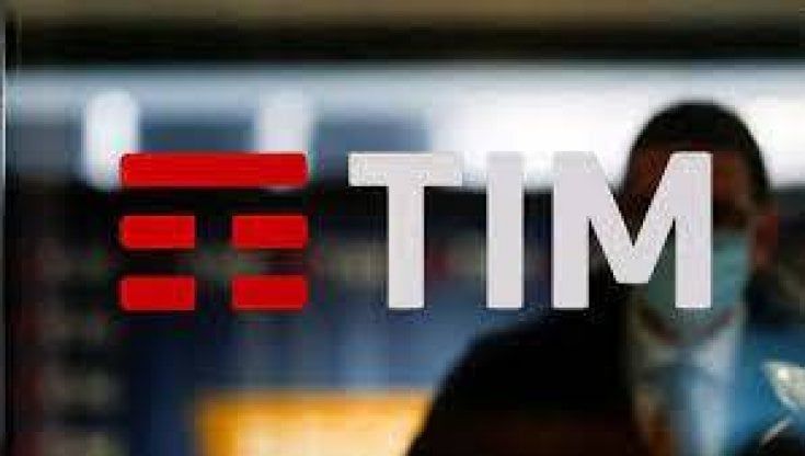 Tim, i paletti del governo: rete in mani pubbliche e occupazione in salvo