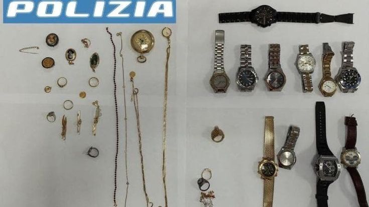 Lei palo, lui finto avvocato: presa la coppia che truffava gli anziani e svuotava le casseforti