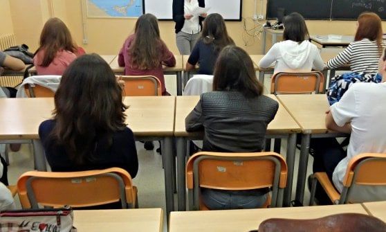  Nessuna chiusura per i "diplomifici" scoperti dalla Guardia di finanza 
