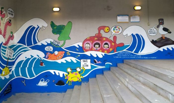 Scuola Bologna, il murales ambientalista dei bambini delle Cremonini Ongaro
