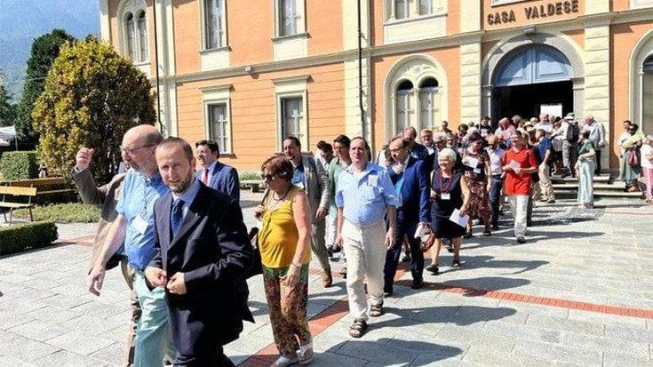 Il Sinodo valdese apre alla gestazione per altri