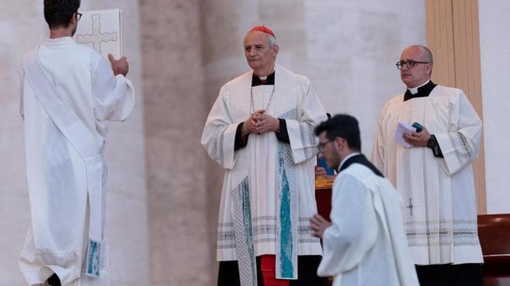 “Siate portatori di pace”. In 70mila a San Pietro. Oggi la maxi confessione al Circo Massimo