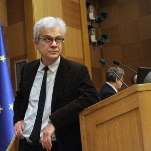 Coronavirus, Azzariti: "Le misure sono costituzionali a patto che siano a tempo determinato"