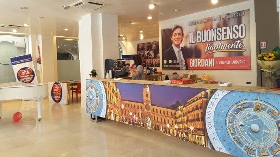 Sceriffi, avatar e aperitivi: la strana sfida di Padova
