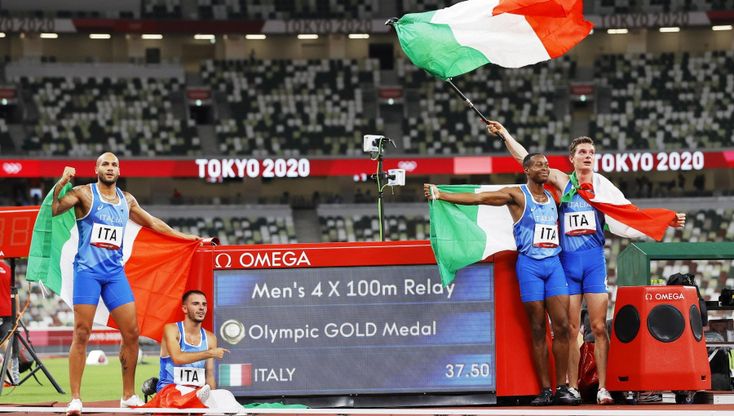 Uno sprint tra forza e lacrime, l'impresa d'oro della staffetta azzurra