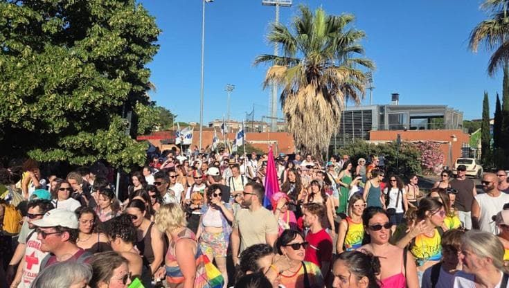 Pride, 15 mila a Grosseto: “La nostra rivoluzione contro l’indifferenza”