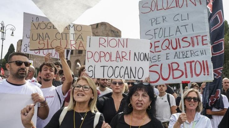 Campi Flegrei, in 700 a Roma “Vogliamo vivere dove siamo nati”