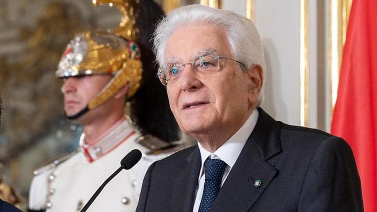 Il monito di Mattarella contro i negazionisti del clima: “Per superare la crisi agire rapidamente”