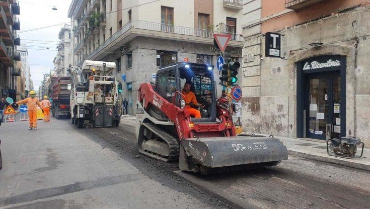 Bari, ad agosto limitazioni al traffico in centro: lavori per nuovo asfalto e interventi di Aqp