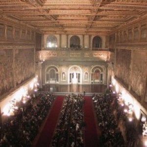 Firenze saluta gli studenti americani: in 500 a Palazzo Vecchio per il Welcome Day